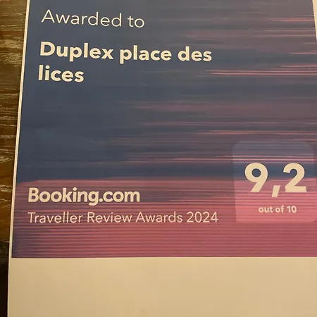 Duplex Place Des Lices * Сен-Тропе