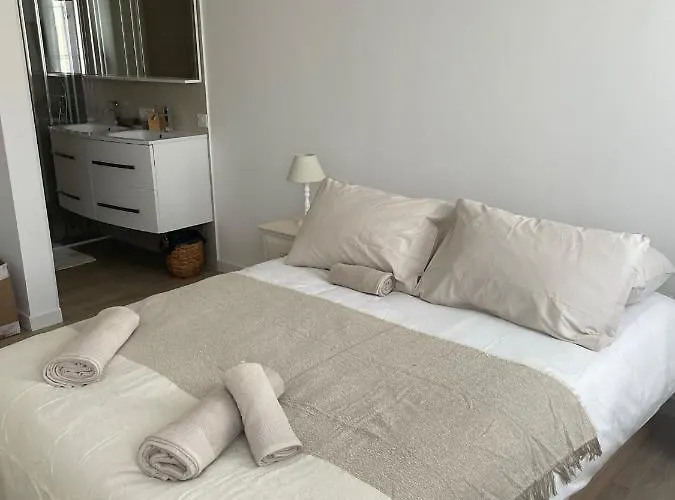 Duplex Place Des Lices * Saint-Tropez