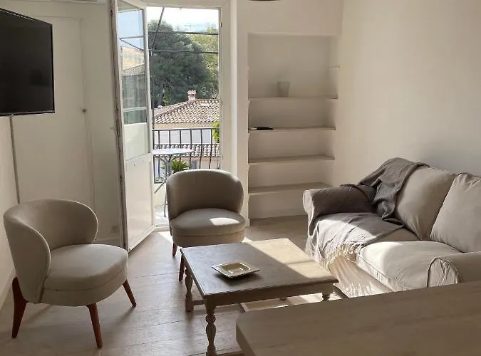 Duplex Place Des Lices Daire Saint-Tropez